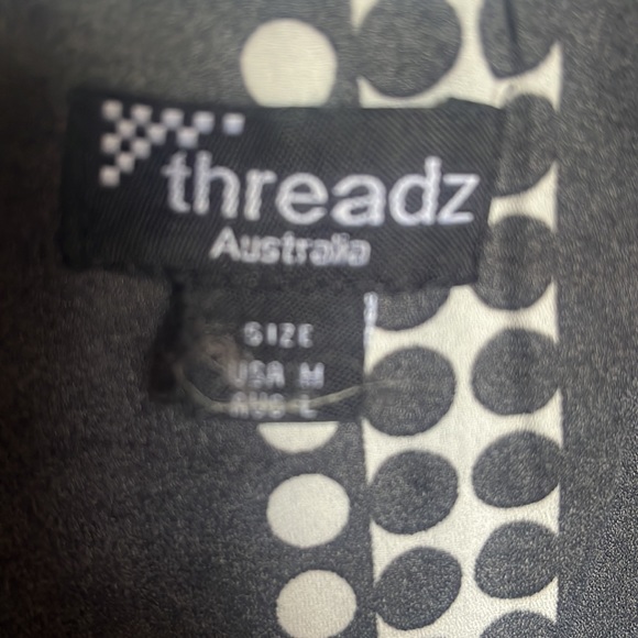 Threadz Australia high low top size M/L - Picture 4 of 5